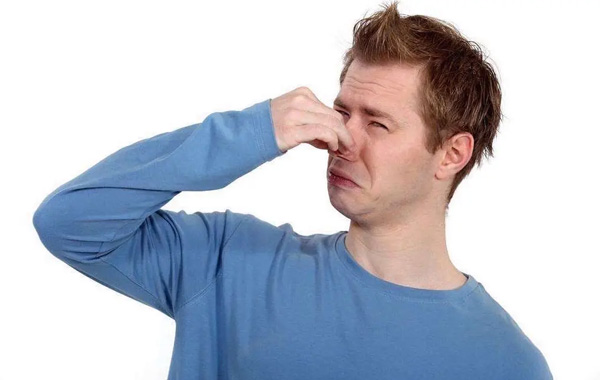 为什么纯棉衣服容易发臭 为什么纯棉衣服容易发臭